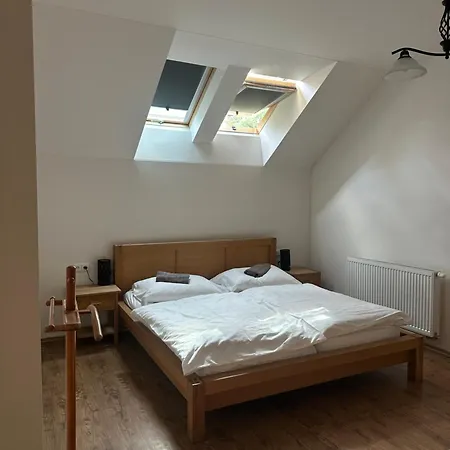 Jakubuv Novy Dvur Fogadó Velká Jesenice